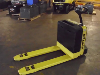 Hyster pallet truck