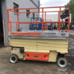 JLG 3246ES scissor lift