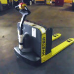 Hyster pallet truck