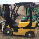 Yale pneumatic tire ICE powered forklift