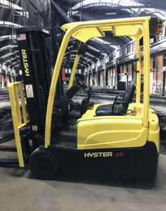 Hyster J35XNT four wheel electric forklift