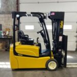 Yale ESC030 forklift