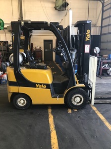 Yale propane powered four wheel pneumatic tire forklift