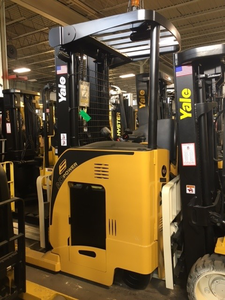 Yale narrow aisle forklift