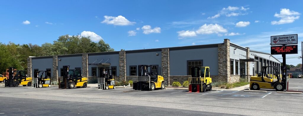 Forklifts parked outside Eastern Lift Truck Co. Vineland, NJ facility