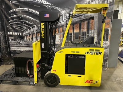 2016 Hyster E40HSD