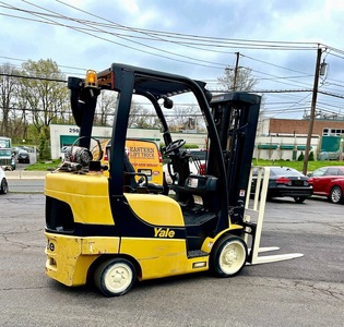 Yale cushion tire propane powered forklift