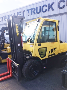 Hyster H90FT forklift