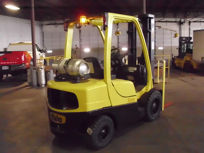 Yale propane pneumatic tire forklift