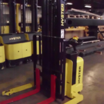 Hyster pallet stacker