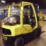 Yale propane powered pneumatic tire forklift