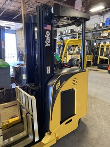 Yale narrow aisle forklift