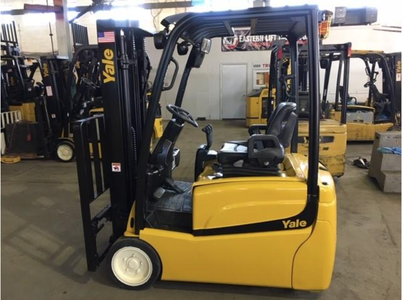 Yale three wheel electric forklift