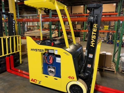 Hyster E40HSD2-21 forklift