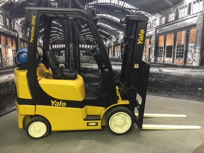 Yale propane powered cushion tire forklift