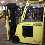Hyster E40HSD three wheel electric forklift