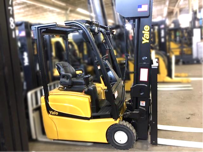 Yale three wheel electric forklift