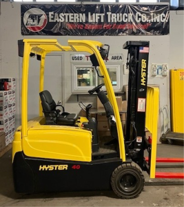 Hyster electric forklift