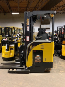 Yale narrow aisle forklift