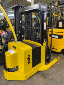 Yale MRW030LEN forklift