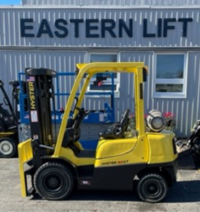 Hyster propane powered cushion tire forklift