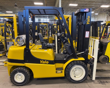 Yale pneumatic tire forklift