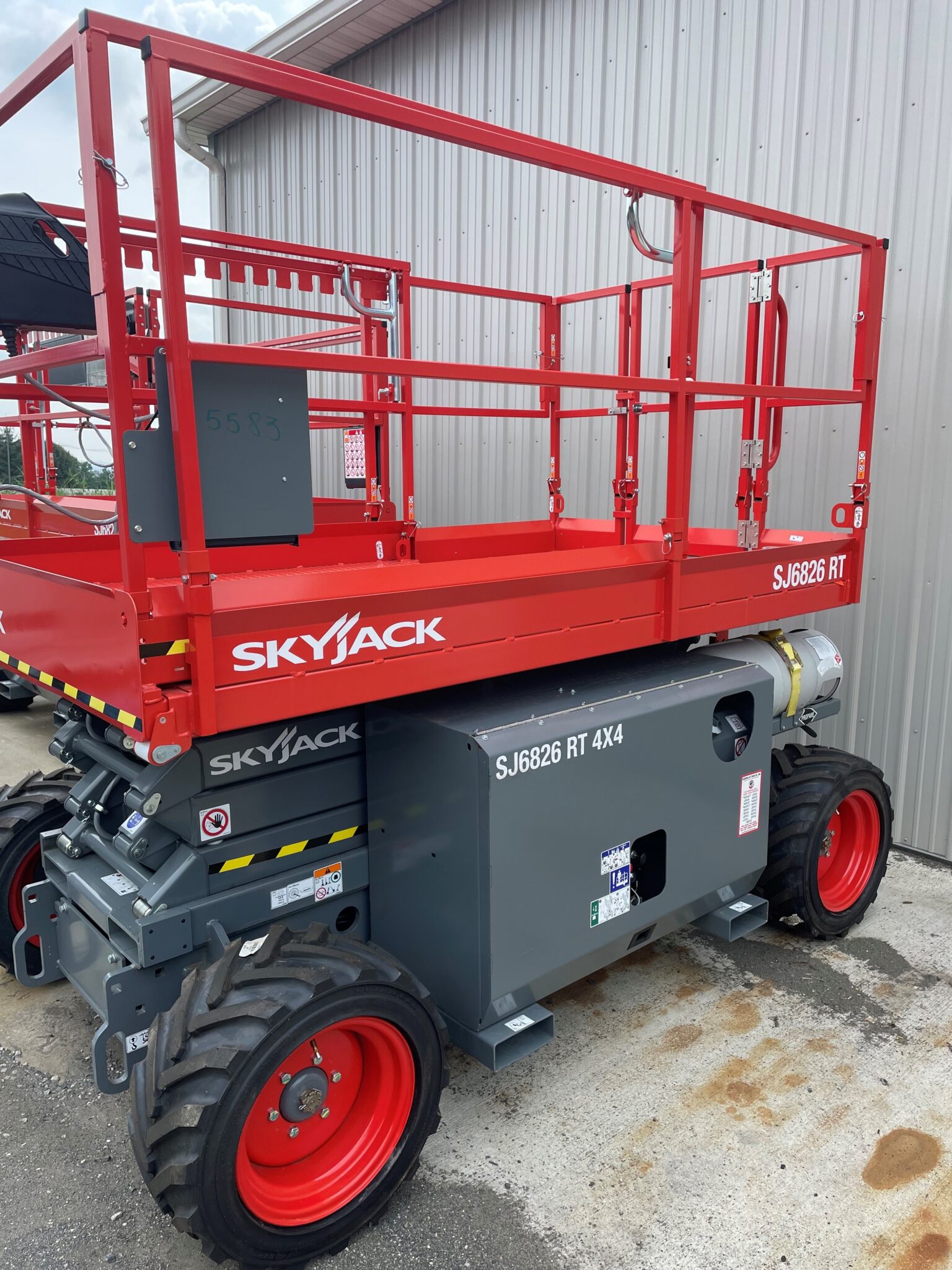 Skyjack SJ6828RT scissors lift