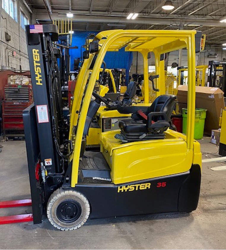 2017 Hyster J35XNT