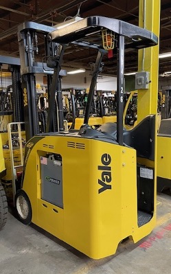 2017 Yale ESC035ADN36TE102