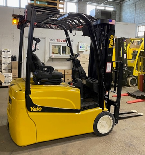 2017 Yale ERP040VTN48TE082
