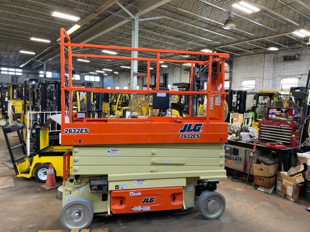 2016 JLG 2632ES