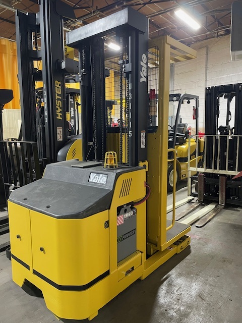 2015 Yale OS030EFN24TE095