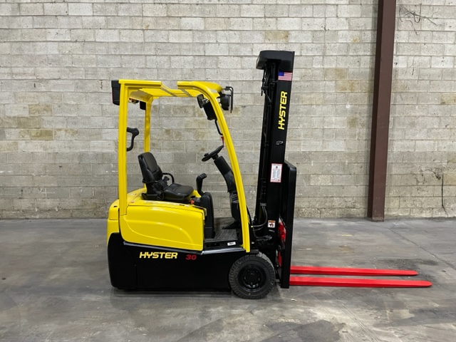 2019 Hyster J30XNT