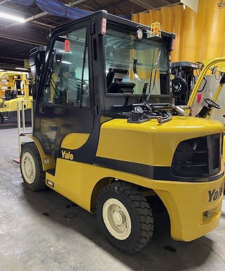 2019 Yale GLP090VXNEBE086