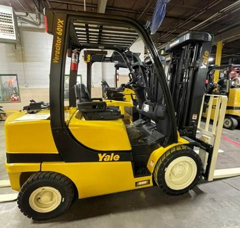 2021 Yale GLP060VXNEAE087