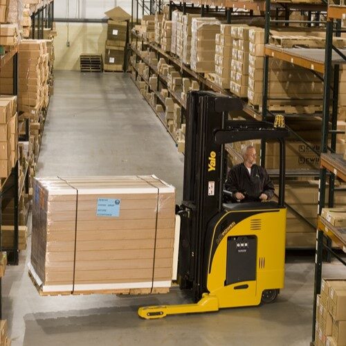 Yale narrow aisle reach forklift